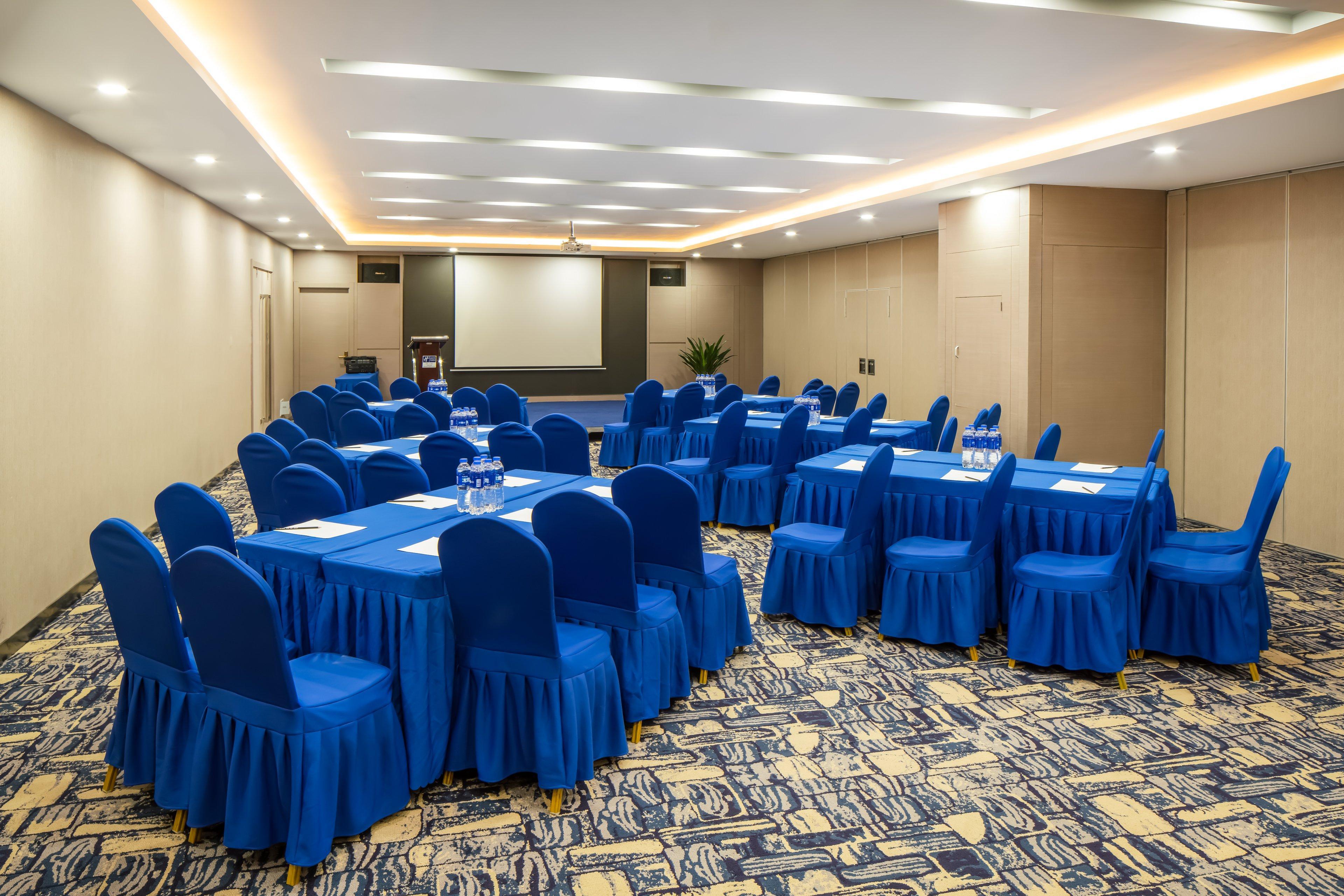 Holiday Inn Express Shenyang North Station By Ihg Bagian luar foto