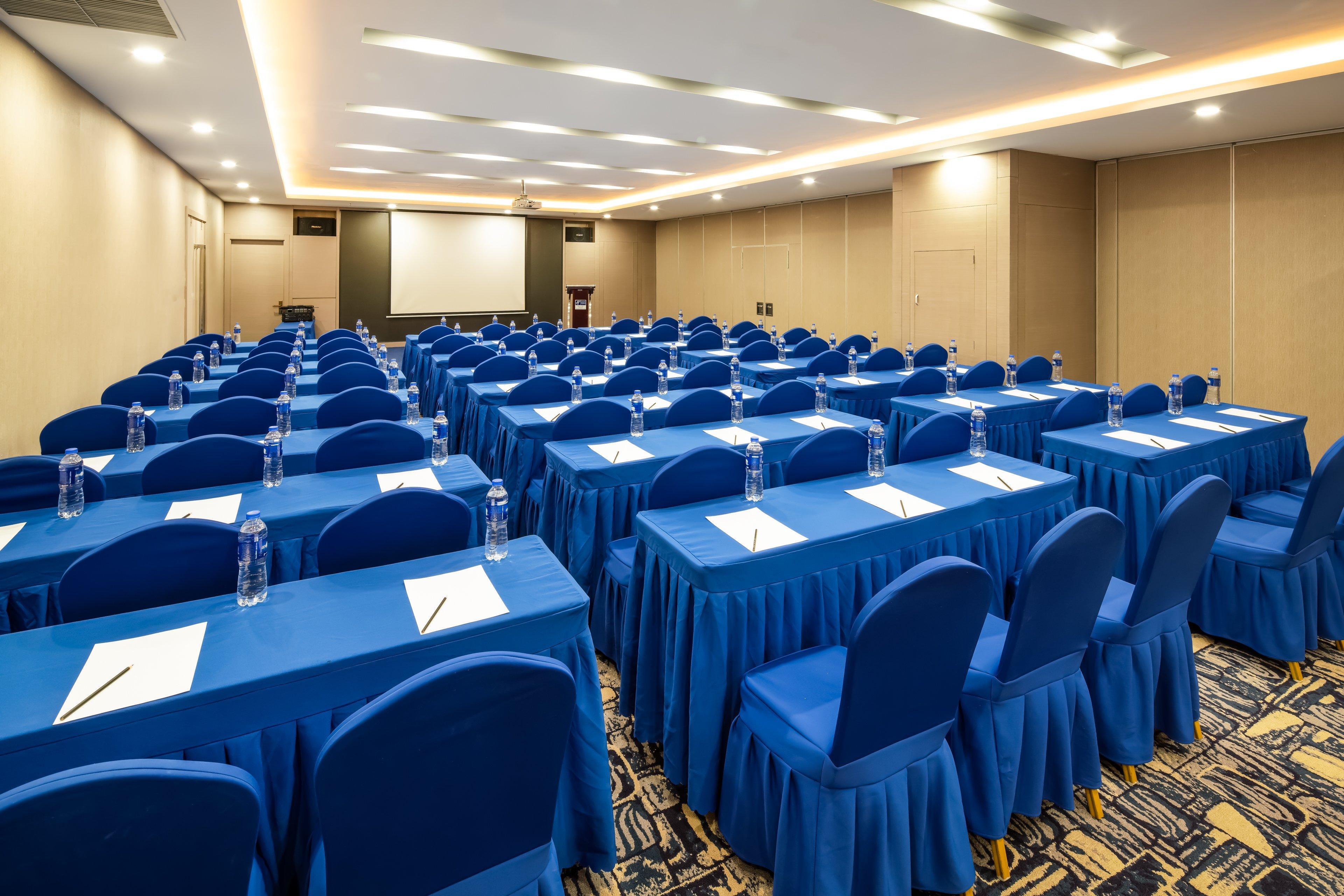 Holiday Inn Express Shenyang North Station By Ihg Bagian luar foto