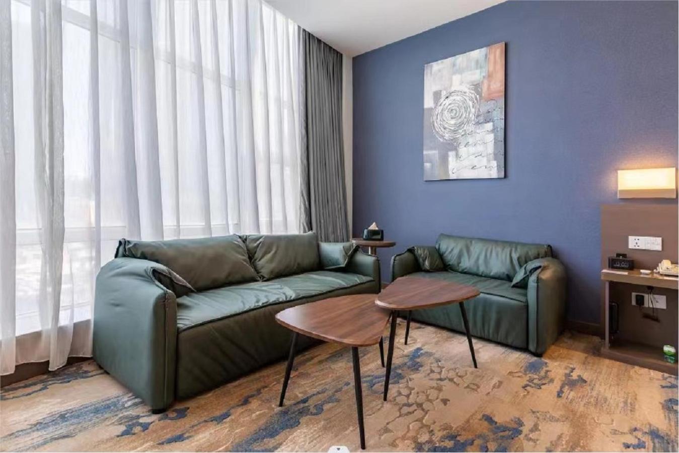 Holiday Inn Express Shenyang North Station By Ihg Bagian luar foto